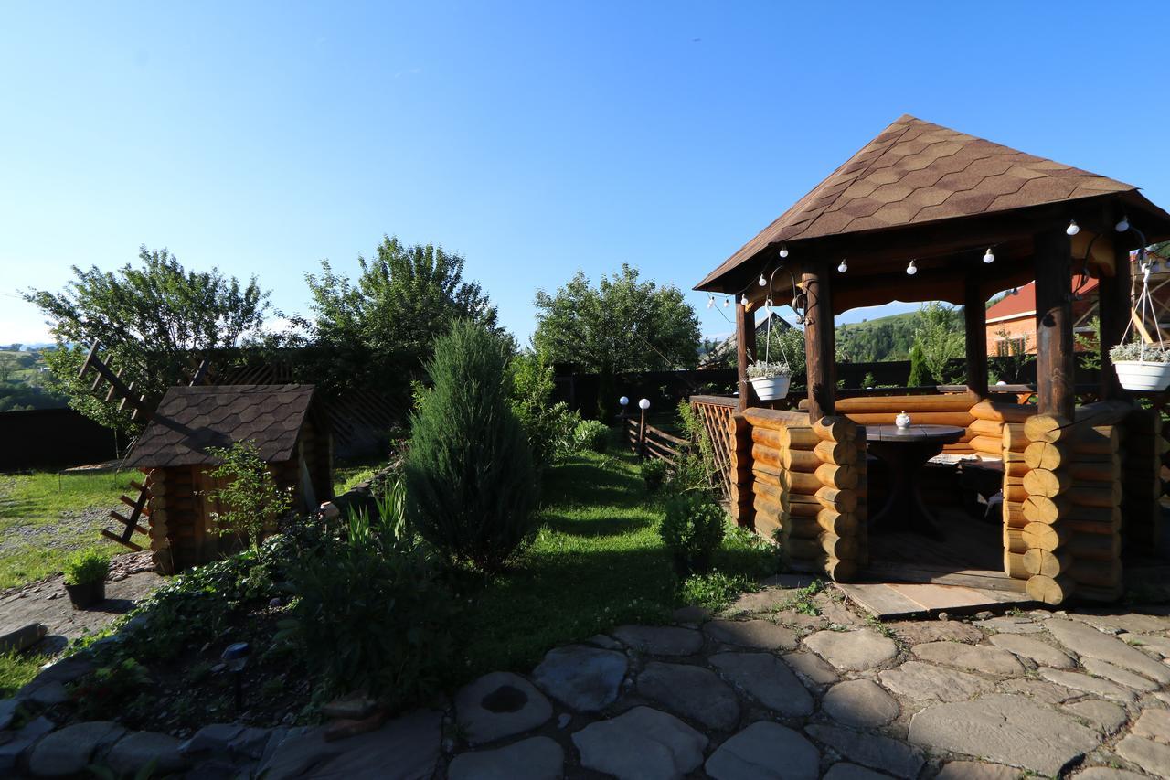 Hôtel Pid Goroyu à Chorna Tysa Extérieur photo